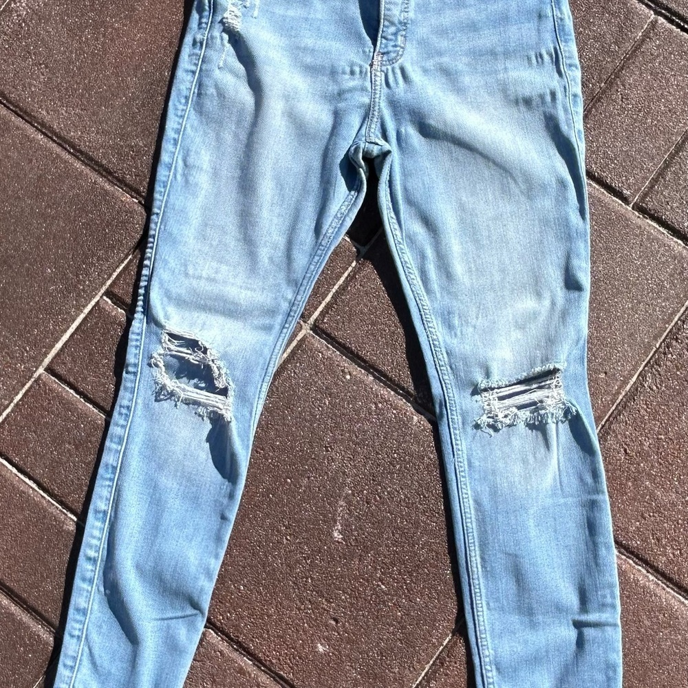 Hollister High Rise Super Skinny Jeans - Picture 3 of 10